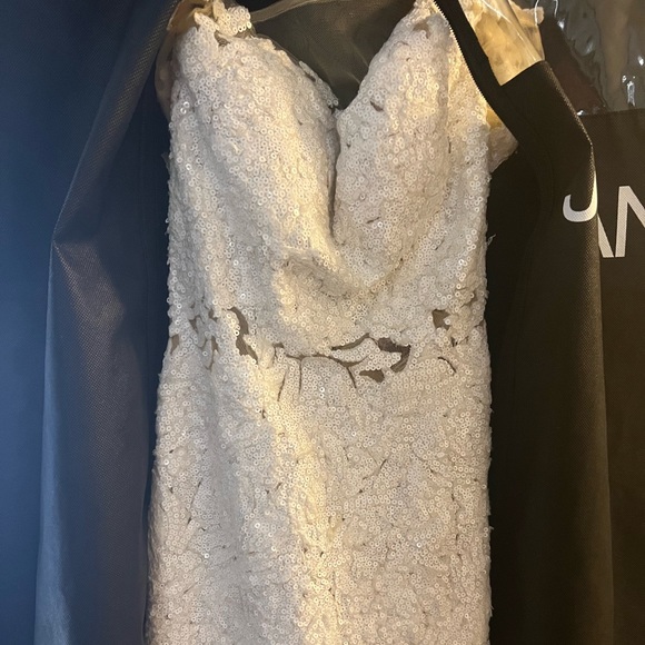 Jovani RN#81120 - Picture 3 of 11